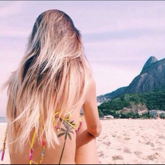 Profile Picture of Alexis Vanover (@anv1225) on Poshmark