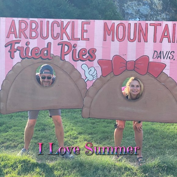 Profile Picture of Melody Morris-harper (@mharper77) on Poshmark