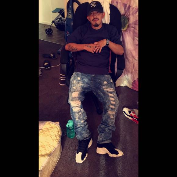 Profile Picture of Joseph Villarreal (@josephvillar460) on Poshmark