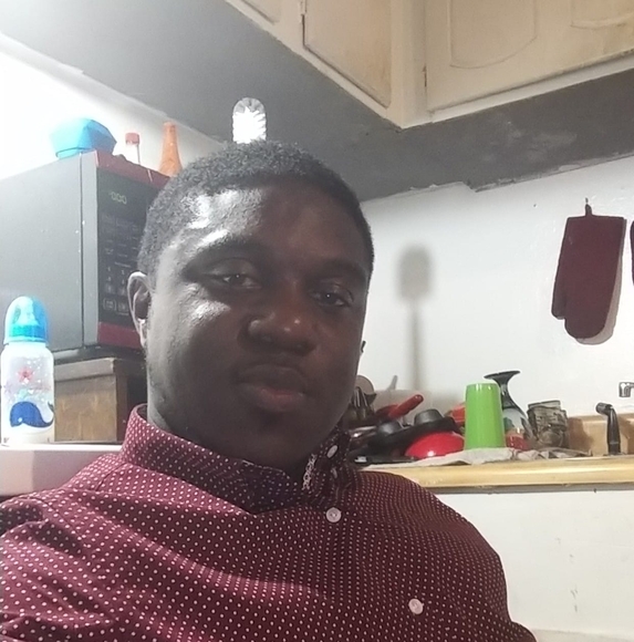 Profile Picture of Antonio Keller (@kelleran89) on Poshmark