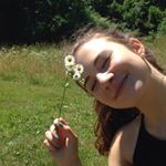 Profile Picture of Neeble (@beebelbuzzbuzz) on Instagram