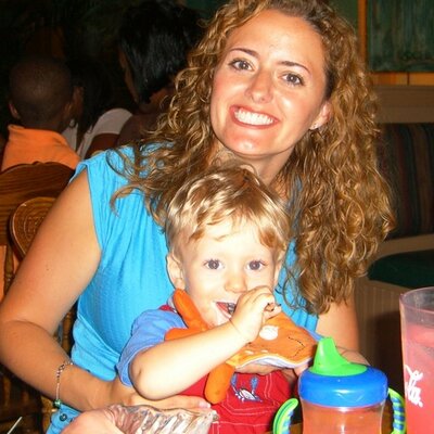 Profile Picture of Nicole Greer (@nicolegreer) on Twitter
