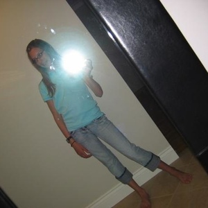 Profile Picture of Hillary Lloyd (@_xhillaryy) on Myspace