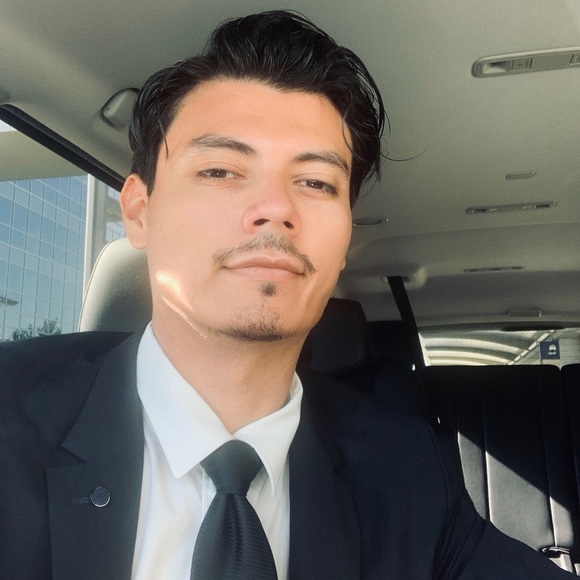 Profile Picture of Patrick Hernandes (@news10boi) on Poshmark
