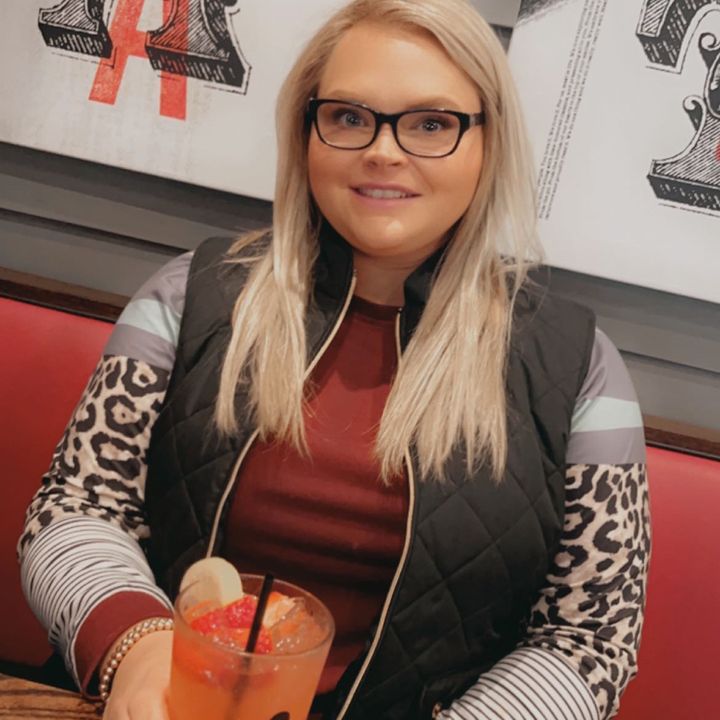 Profile Picture of Stephanie Rutledge Collins (@@stephanierutledge2) on Tiktok