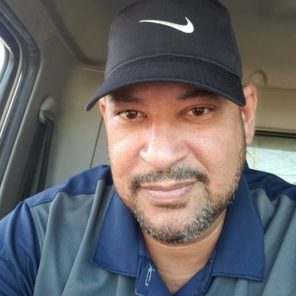Anibal Rosa - Poshmark Profile Picture of Anibal Rosa (@arr98pr) on Poshmark