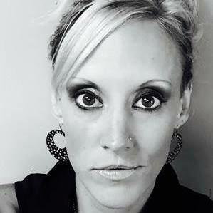 Profile Picture of Anna Raygo (@A22blondie) on Twitter