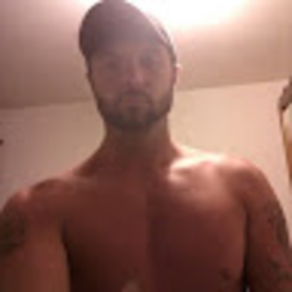 Profile Picture of Daniel Horvath (@daniel_horvath) on Poshmark