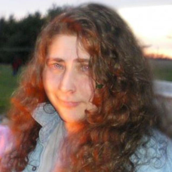 Profile Picture of Stephanie Bompensa (@sbompy61673) on Poshmark