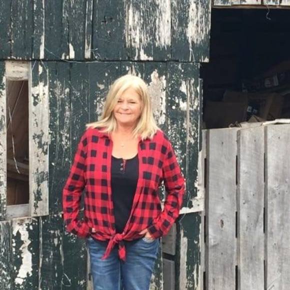 Profile Picture of Sherri Brumley (@havasugma) on Poshmark