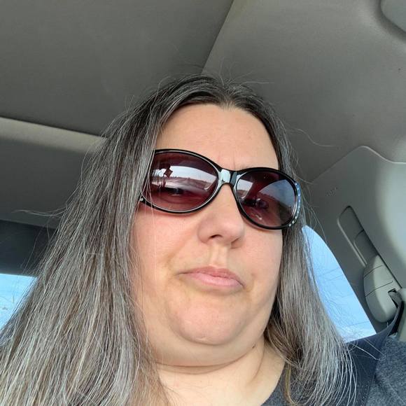 Profile Picture of Holly Laflower (@wildhorses302) on Poshmark
