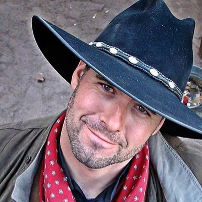 Profile Picture of Ed Vanderlee (@Eddievan27) on Twitter