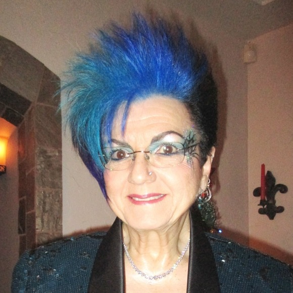 Profile Picture of Charlayne Grenci (@drgrenci) on Poshmark