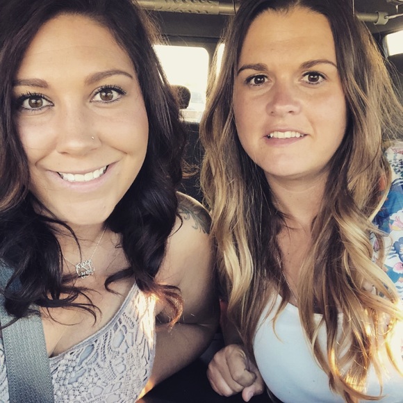 Profile Picture of Cydney Sachse (@cydlane) on Poshmark