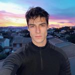 Profile Picture of 𝕯𝖆𝖒𝖔𝖓 𝖂𝖔𝖑𝖋 𝕷𝖚𝖓𝖆𝖗𝖊𝖘 (@wolflunares) on Instagram