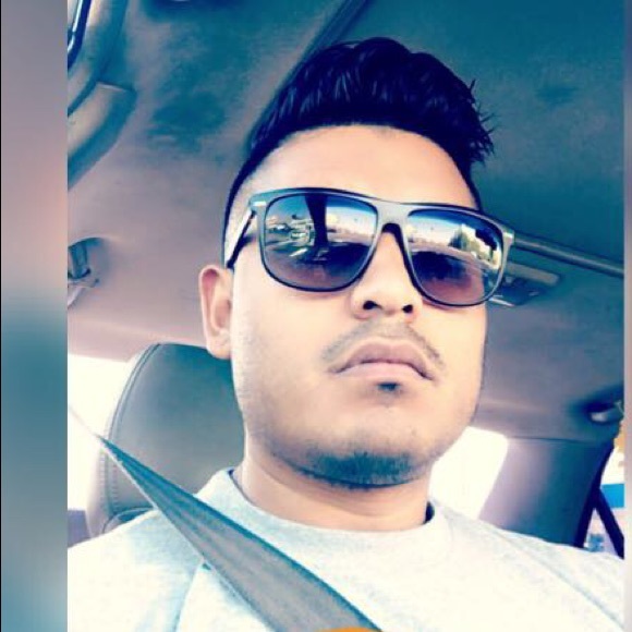 Profile Picture of Hector Rugerio (@hectorrugerio) on Poshmark