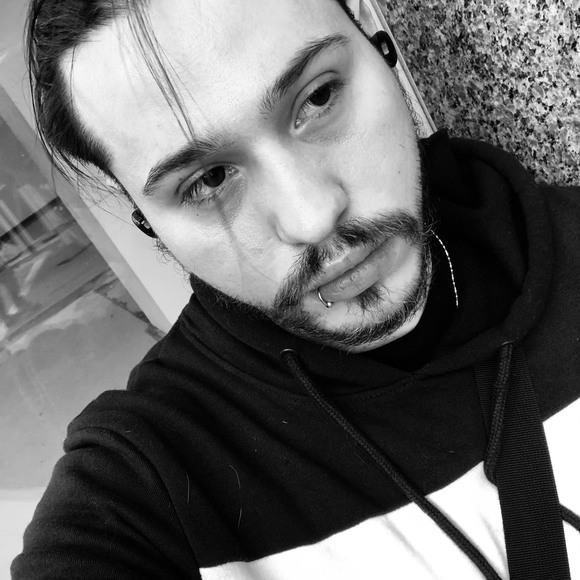 Profile Picture of Stephanos Douvres (@eraseme1993) on Poshmark