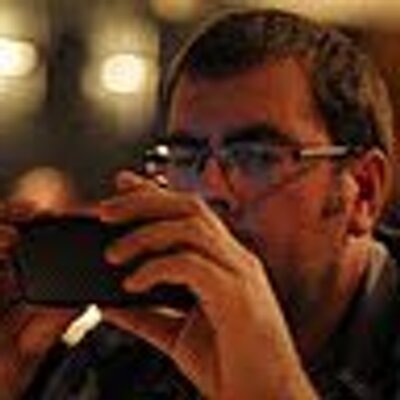 Profile Picture of Dave Page (@pgsnake) on Twitter