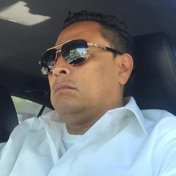 Profile Picture of Arturo Melchorl (@arturomelchorl) on Poshmark