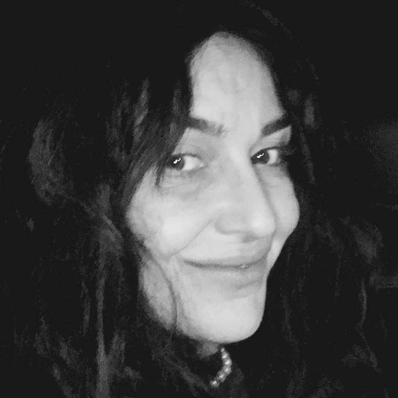 Profile Picture of Davida Callison (@mydistractions) on Poshmark