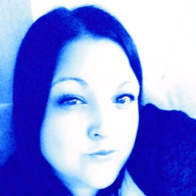Profile Picture of Shelley Fulton (@shelleymylove) on Twitter