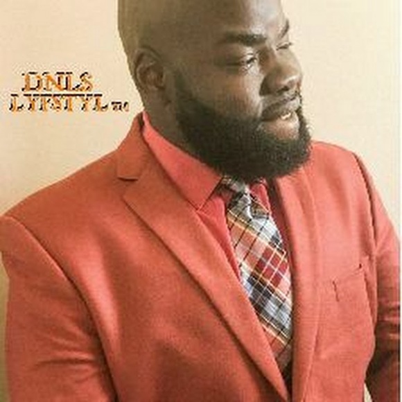 Profile Picture of Desrick Daniels (@danielsdesrick) on Poshmark