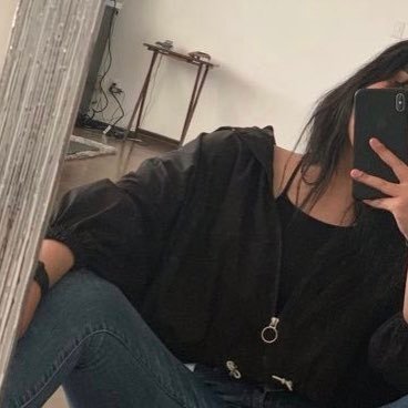 Profile Picture of Luti Was His Girlfriend (@dontIethedragon) on Twitter