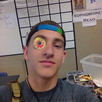 Profile Picture of Patrick Lowery (@FireLordGriffy) on Twitter