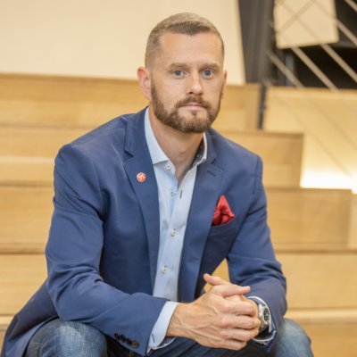 Profile Picture of Zach Schaefer (@SparkSolver) on Twitter