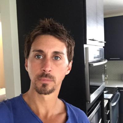 Profile Picture of Jeffrey Barnes (@paytonandavadad) on Twitter