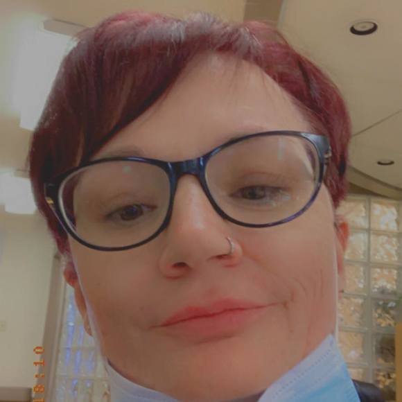Profile Picture of Nadine Gaudreault (@nadinegaudre975) on Poshmark