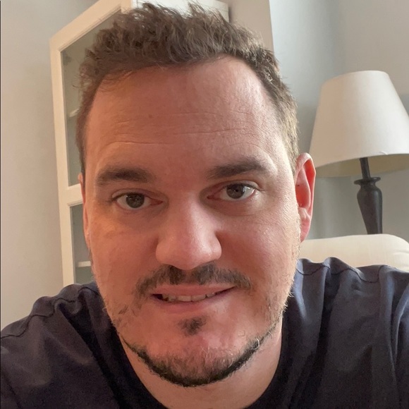 Profile Picture of Andrew Packwood (@ndpto) on Poshmark