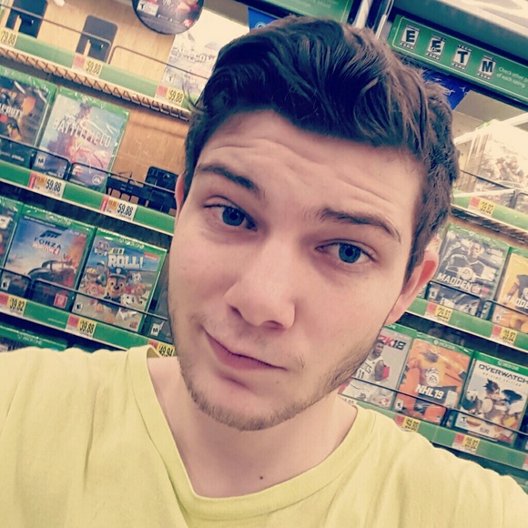 Profile Picture of Jacob Mendenhall (@jacobityler69) on Poshmark