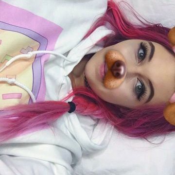 Profile Picture of Jessie Trash  🙃 (@mermaidsjessie) on Twitter