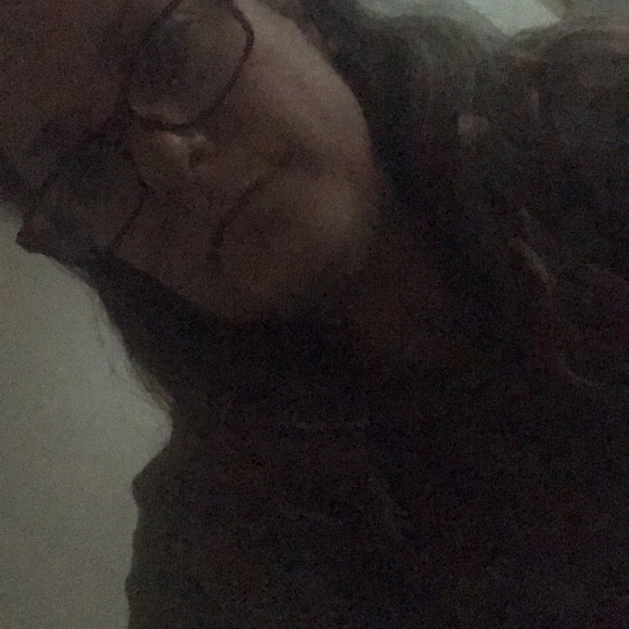 Profile Picture of Crystal Walts (@maximus1107) on Poshmark