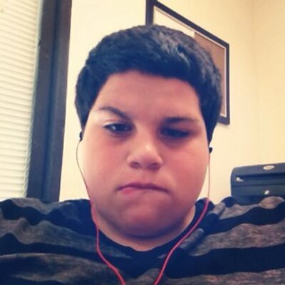 Robert Escamilla - Twitter Profile Picture of Robert Escamilla (@robeze424) on Twitter