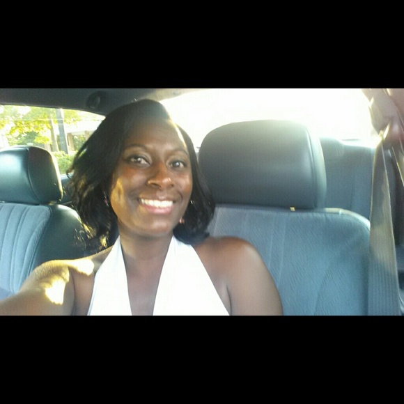 Profile Picture of Kimberly Pyron (@kyrakim1979) on Poshmark