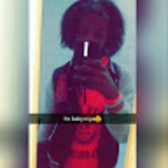 Profile Picture of Niya Heckstall (@mzschanel) on Poshmark