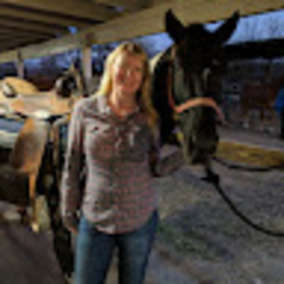 Yevgeniya Bailey - Poshmark Profile Picture of Yevgeniya Bailey (@yevgeniya_b) on Poshmark