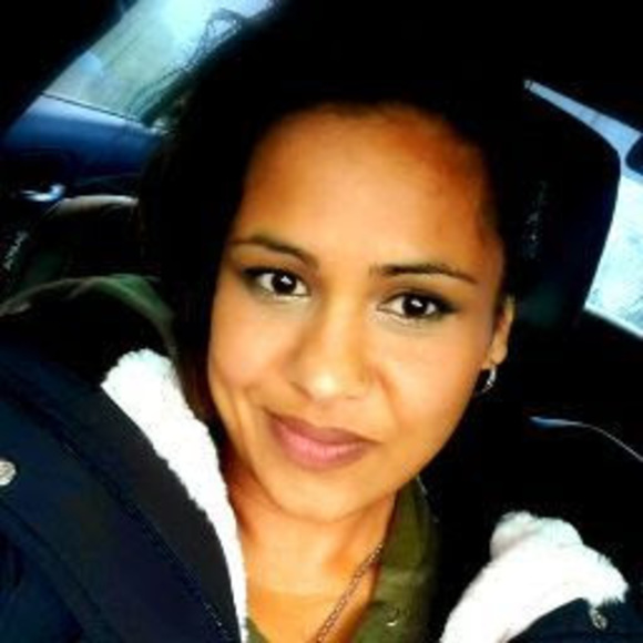 Profile Picture of Savika Mancini-anmolsingh (@savikam) on Poshmark