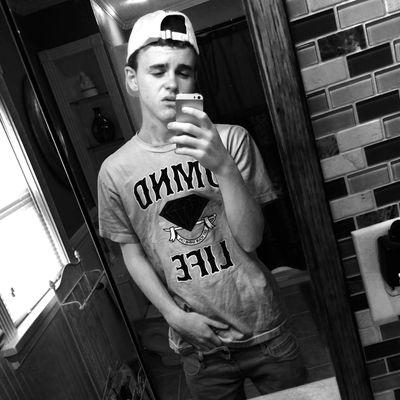 Profile Picture of Chase Singleton (@glo_gang0c) on Twitter