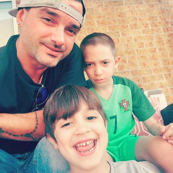 Profile Picture of Frank Silva (@frankiesilva336) on Poshmark