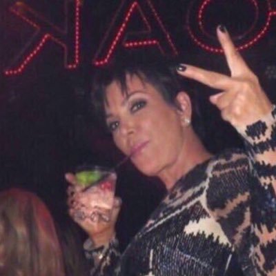 Profile Picture of KrisJennerAsHamilton (@KrisAsHamilton) on Twitter