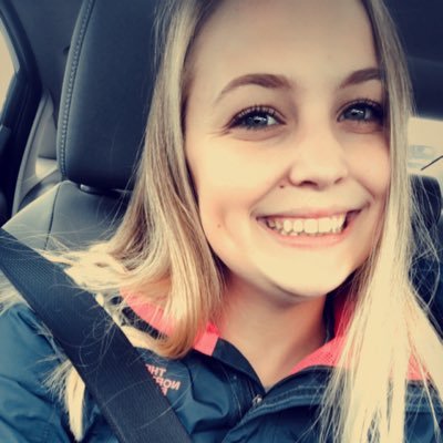 Profile Picture of Alyssa  🌲 (@alyssahodgson_) on Twitter