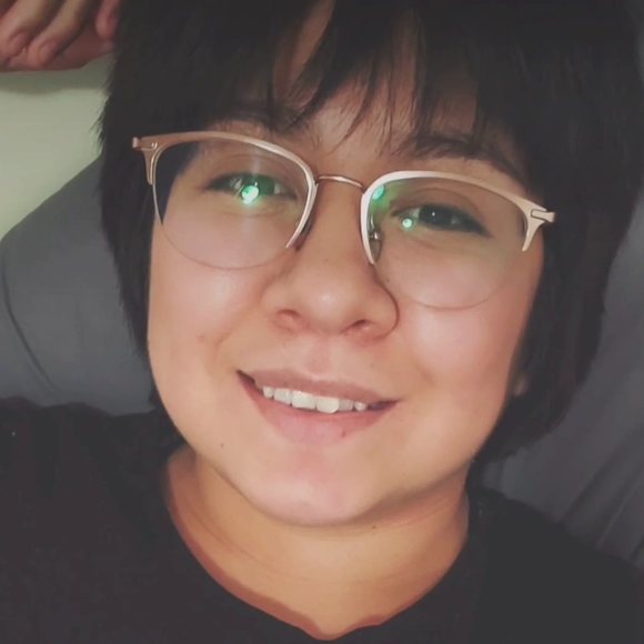 Alison Wonderland - Poshmark Profile Picture of Alison Wonderland (@alisonwonder214) on Poshmark