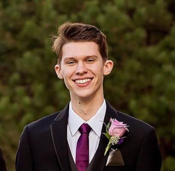 Profile Picture of Jeremy Furlong (@jeremyfurlong) on Poshmark