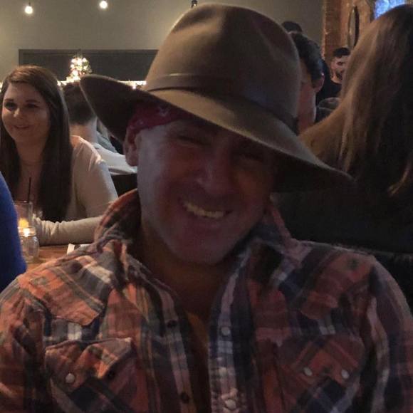 Profile Picture of Michael Mannino (@omerta3167) on Poshmark
