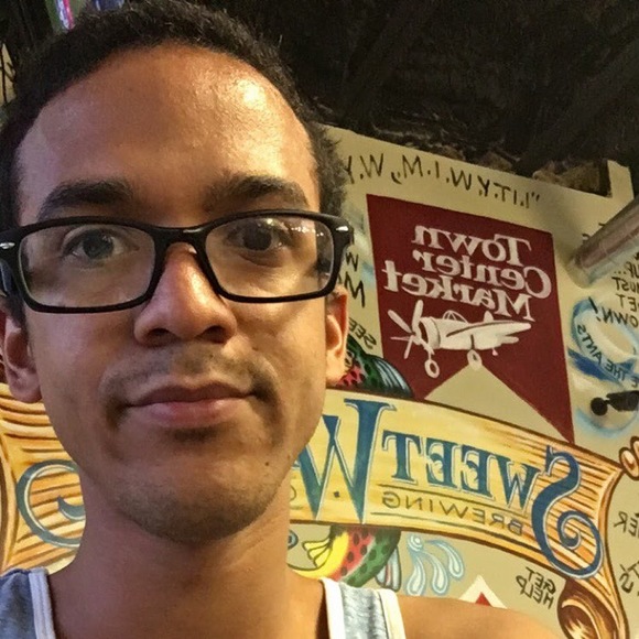 Profile Picture of William Edmondson (@onthecrack) on Poshmark