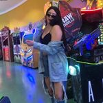 Profile Picture of 𝗔𝗻𝗮 𝗽𝗮𝘂𝗹𝗮🌼 (@__dix.paula) on Instagram