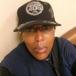 Profile Picture of Bobbie Hayes (@bobbie_hayes) on Twitter